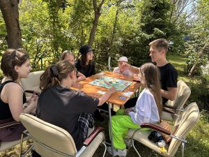 Рок-н-ролл, пленэр, эстафеты: в Одинцовском округе проходят летние «Культканикулы»