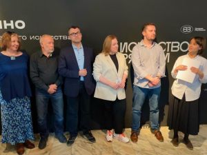 Одинцовский историко-краеведческий музей выступил партнёром выставки "Тепло рук" в Галерее Ростокино
