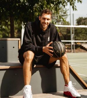 Мастер-класс баскетболиста Фёдора Лихолитова и открытые тренировки по Jumping Fitness