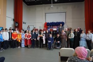 Широка страна моя родная: в школе «Надежда» прошло торжественное мероприятие ко Дню народного единства