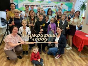 «Мой любимый герой»: рисуют дети с ОВЗ