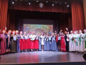 «У наших ворот весёлый хоровод». Завершение красочного фестиваля