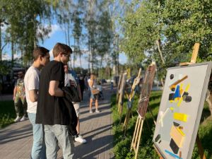 Интерактивная Ночь в парке Малевича