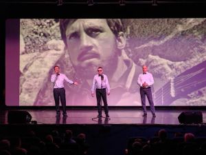 Концерт памяти Владимира Высоцкого с аншлагом прошел в ККЗ "Октябрь"!