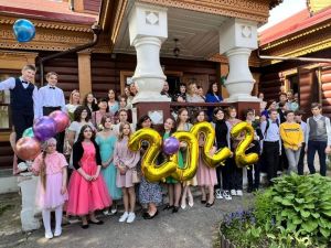 Музыкально-художественные выпускные