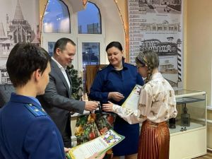 Выставка "Я - гражданин России, патриот и защитник Отечества" открылась в Одинцовском историко-краеведческом музее